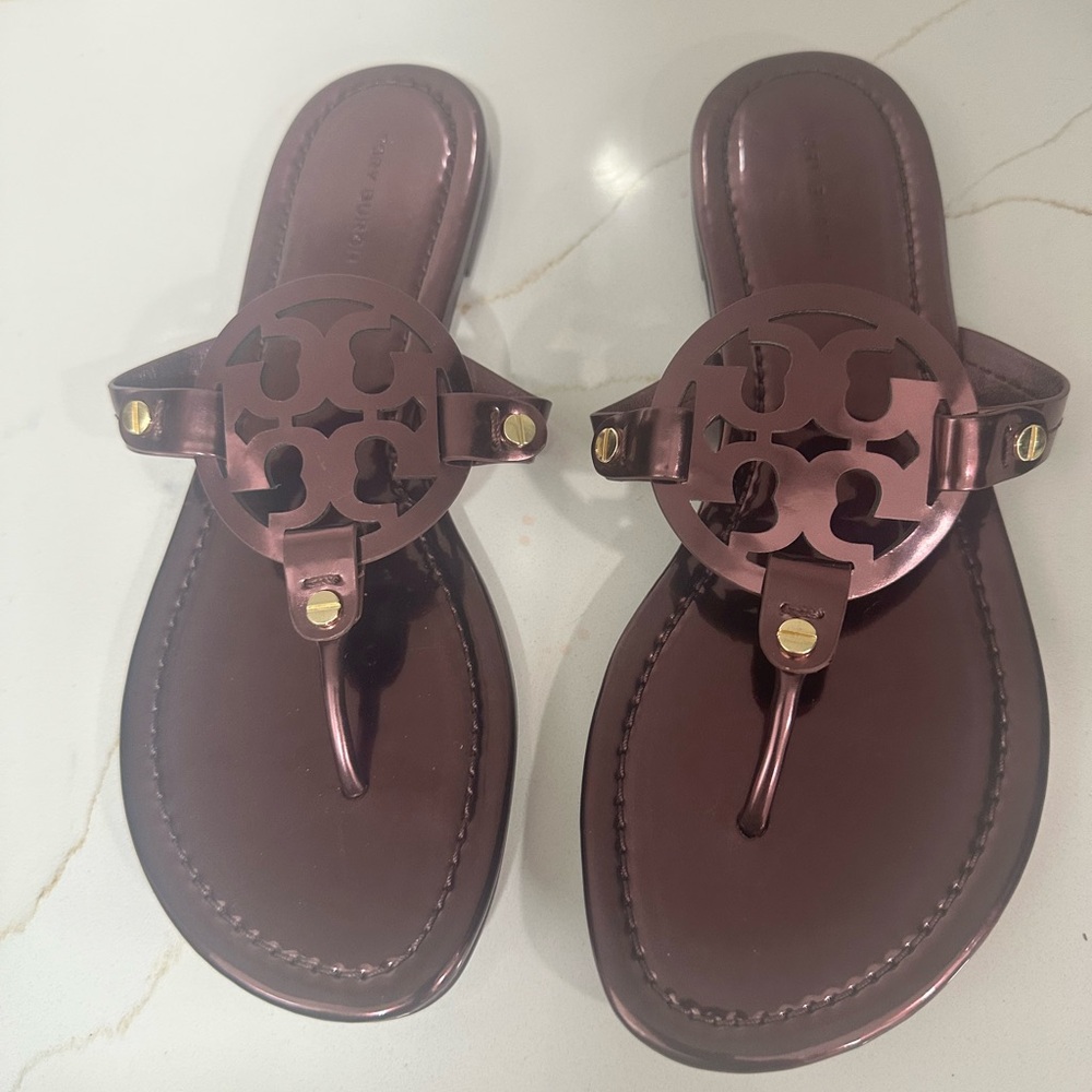 Tory Burch Brown Leather Sandals with Bow Accent